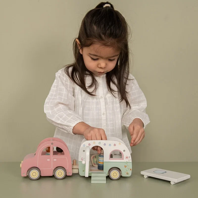 Little Dutch Speelgoed Auto Met Caravan - Afbeelding 8